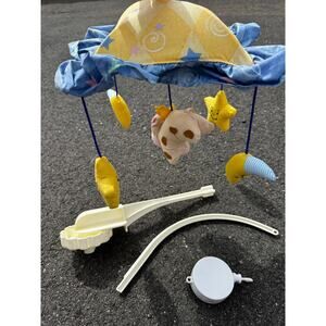 Vintage 90s Viv Eisner Hess Nursery Set 1996 Over the Moon Baby Mobile